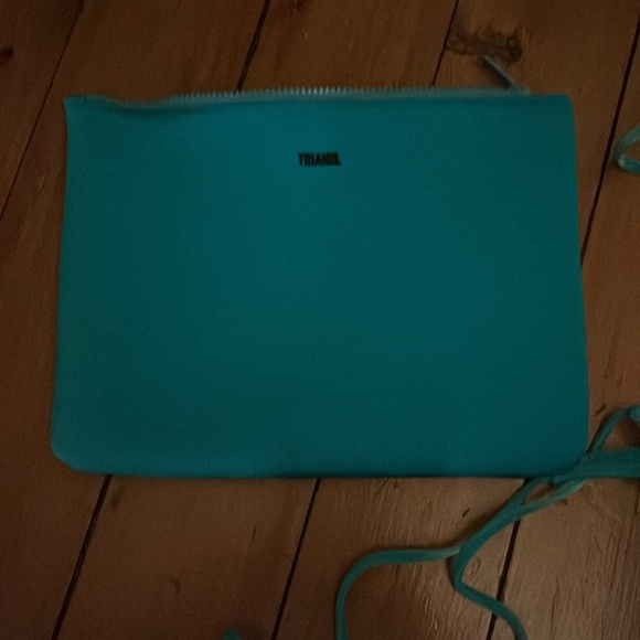 Band new Triangl bikini. - Picture 4 of 5